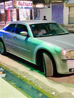 کرایسلەر 300